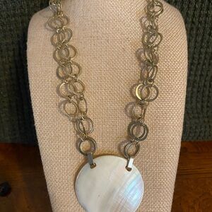 Elegant Gold Necklace with Shell Pendant